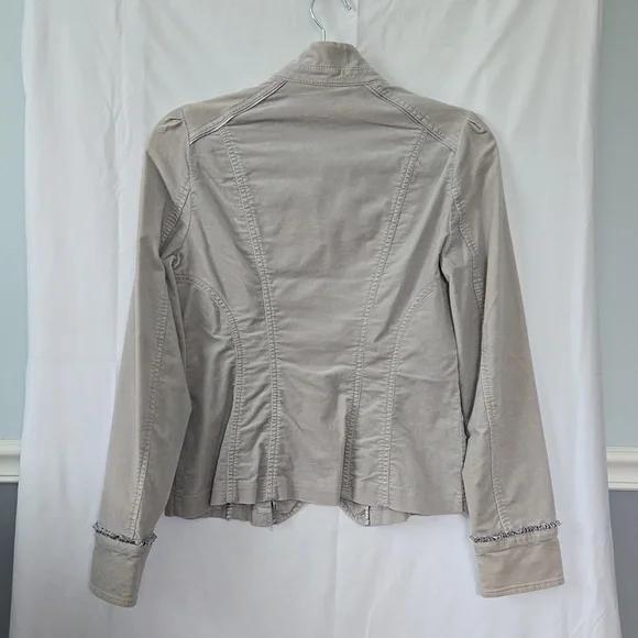 WHBM White House Black Market Grey Velvet Blazer with Grey Satin Trim Sz 4 - Picture 2 of 15